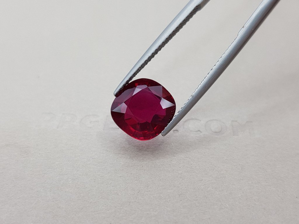 Rubí de Mozambique talla cojín 5,12 quilates Image №4