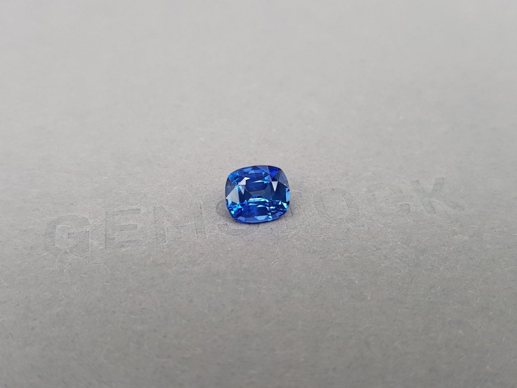 Cornflower blue sapphire in cushion cut 2.07 ct, Sri Lanka Image №2