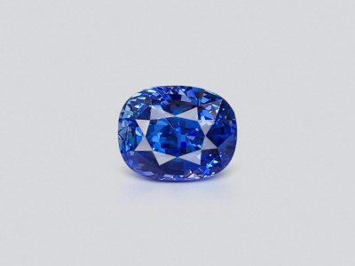 Untreated cushion cut cornflower blue sapphire 8.52 carats, Sri Lanka photo