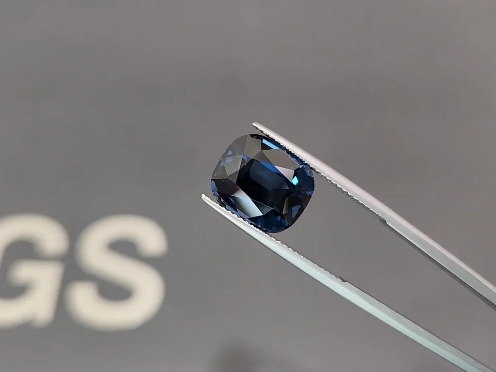 Spinelle bleu taille coussin 9,10 carats, Tanzanie Image №3