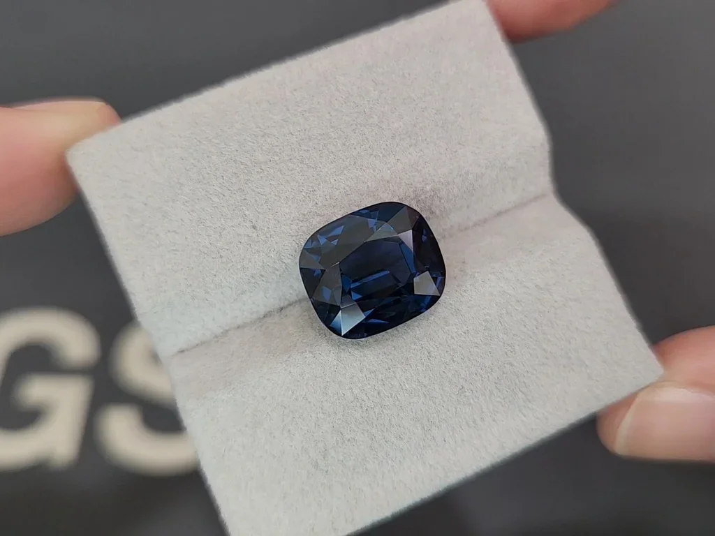 Spinelle bleu taille coussin 9,10 carats, Tanzanie Image №4