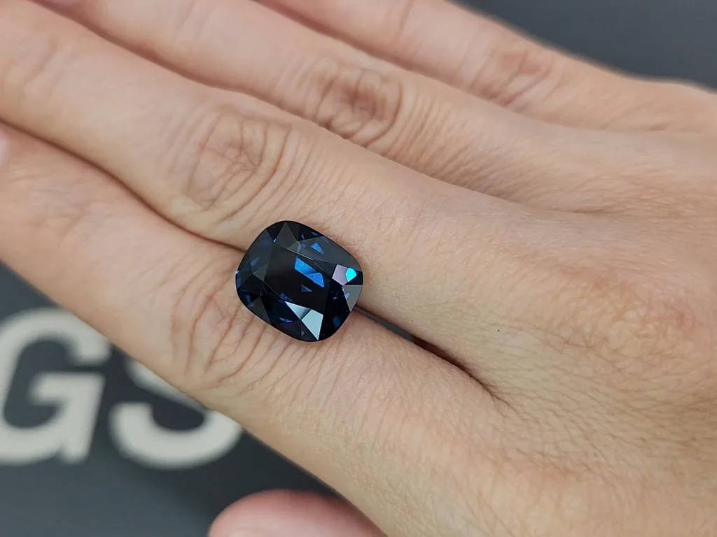 Spinelle bleu taille coussin 9,10 carats, Tanzanie Image №2