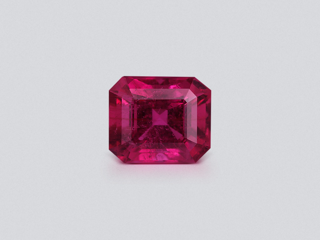 Tourmaline rubellite rose vif, taille octogonale 11,05 carats, Nigéria Image №1