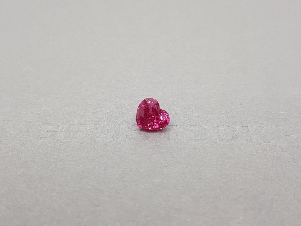 Intense pink Mahenge heart cut spinel 2.03 ct Image №1