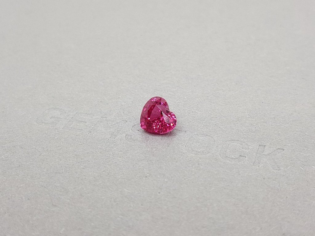 Intense pink Mahenge heart cut spinel 2.03 ct Image №3