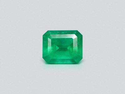 Colombian emerald 1.05 ct, Vivid Green photo