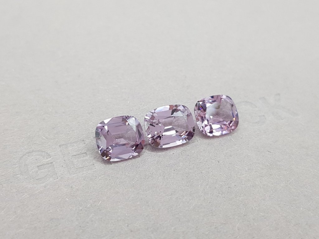 Set of lavender spinel from Burma 5.58 ct Image №2