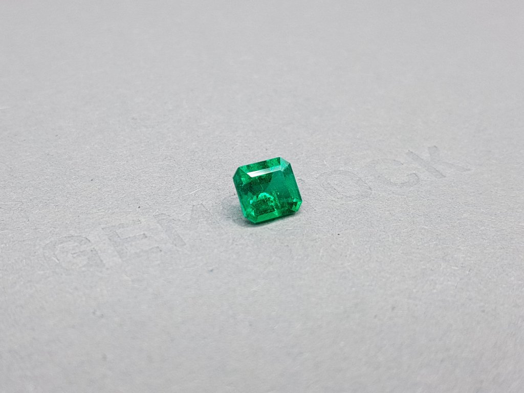 Muzo Green emerald 1.21 ct octagon cut, Colombia Image №2