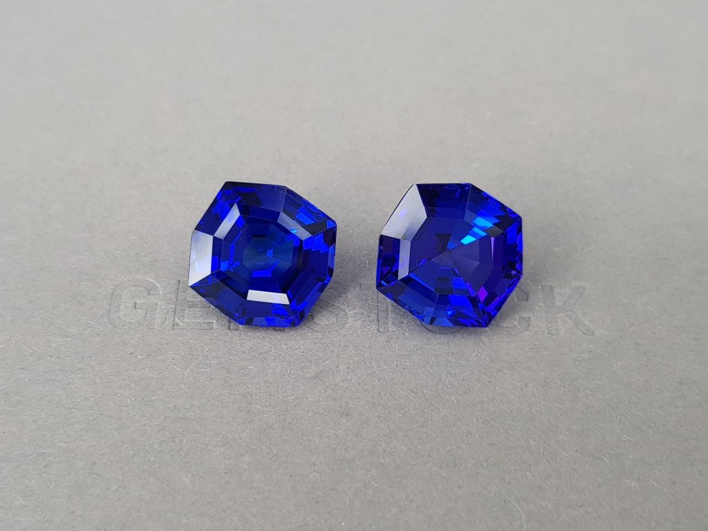 Pair of Royal Blue color tanzanites 29.70 ct in fancy cut, Tanzania Image №1