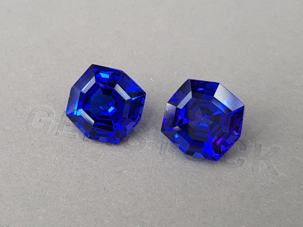 Pair of Royal Blue color tanzanites 29.70 ct in fancy cut, Tanzania Image №3
