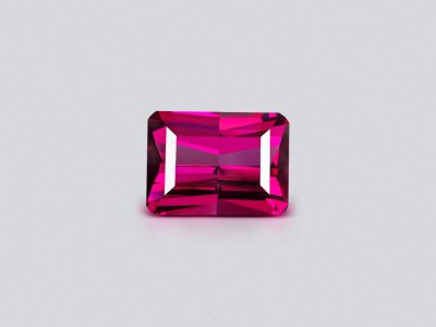 Octagon cut purple Umbalite garnet 5.48 carat, Tanzania photo