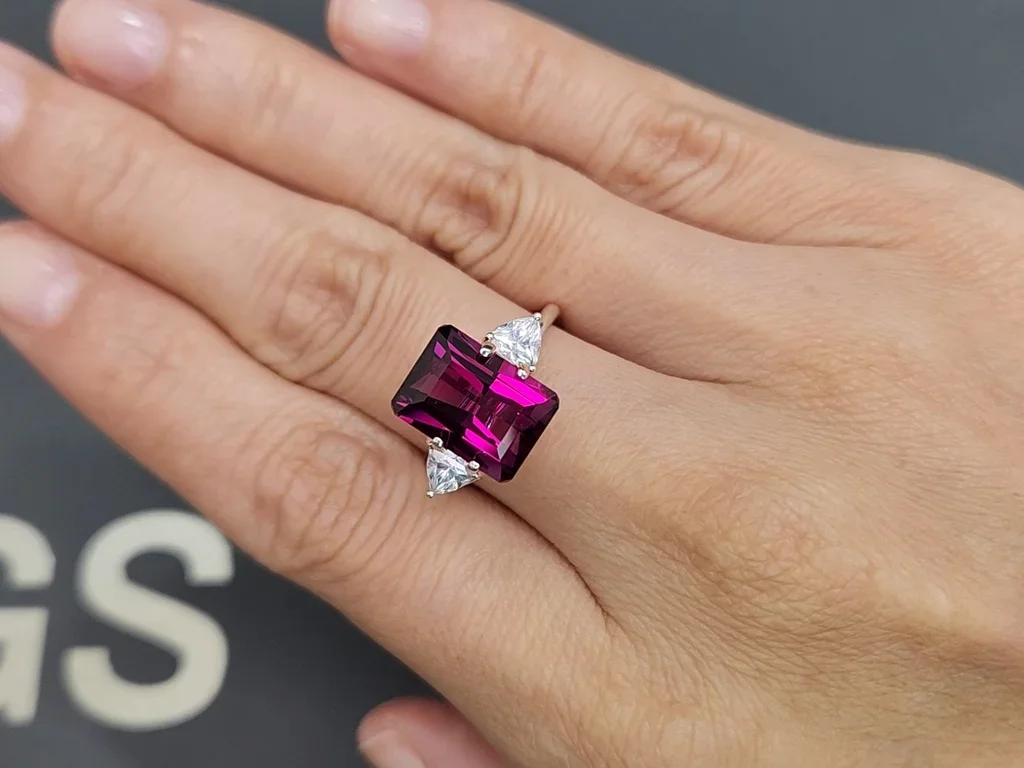 Granate umbalita violeta, talla octágono, 5,48 quilates Image №5