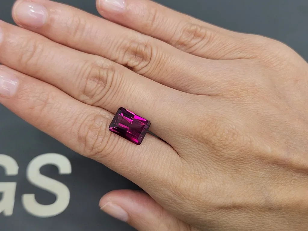 Granate umbalita violeta, talla octágono, 5,48 quilates Image №2