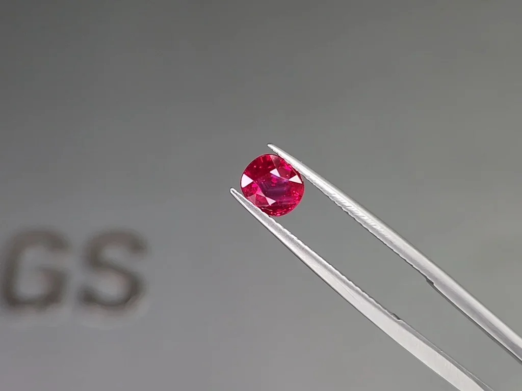 Unheated cushion cut Pigeon blood ruby 1.14 carats, Mozambique  Image №3