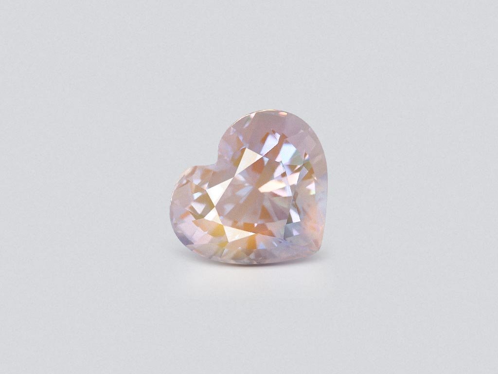 Pierre de lune taille coeur 7,01 carats, Madagascar Image №1