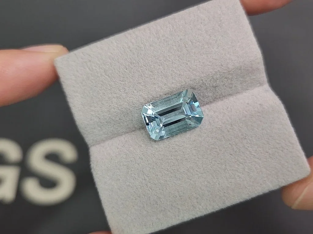 Aquamarin im achteckschliff 3,73 carats, Madagaskar Image №4