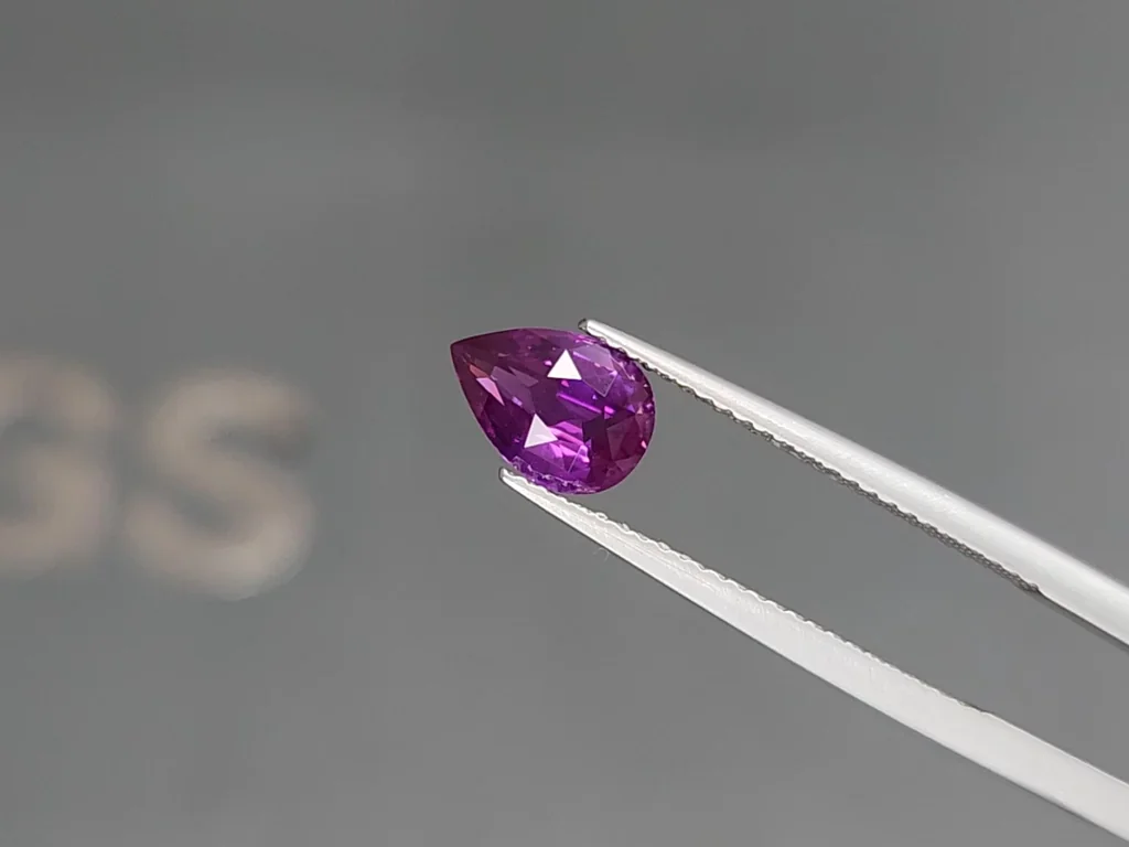 Unheated Vivid violet sapphire pear cut 1.53 carats,  Sri Lanka Image №3