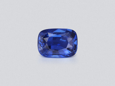 Saphir Cornflower Blue im kissen-schliff 1,50 karat, Sri Lanka photo