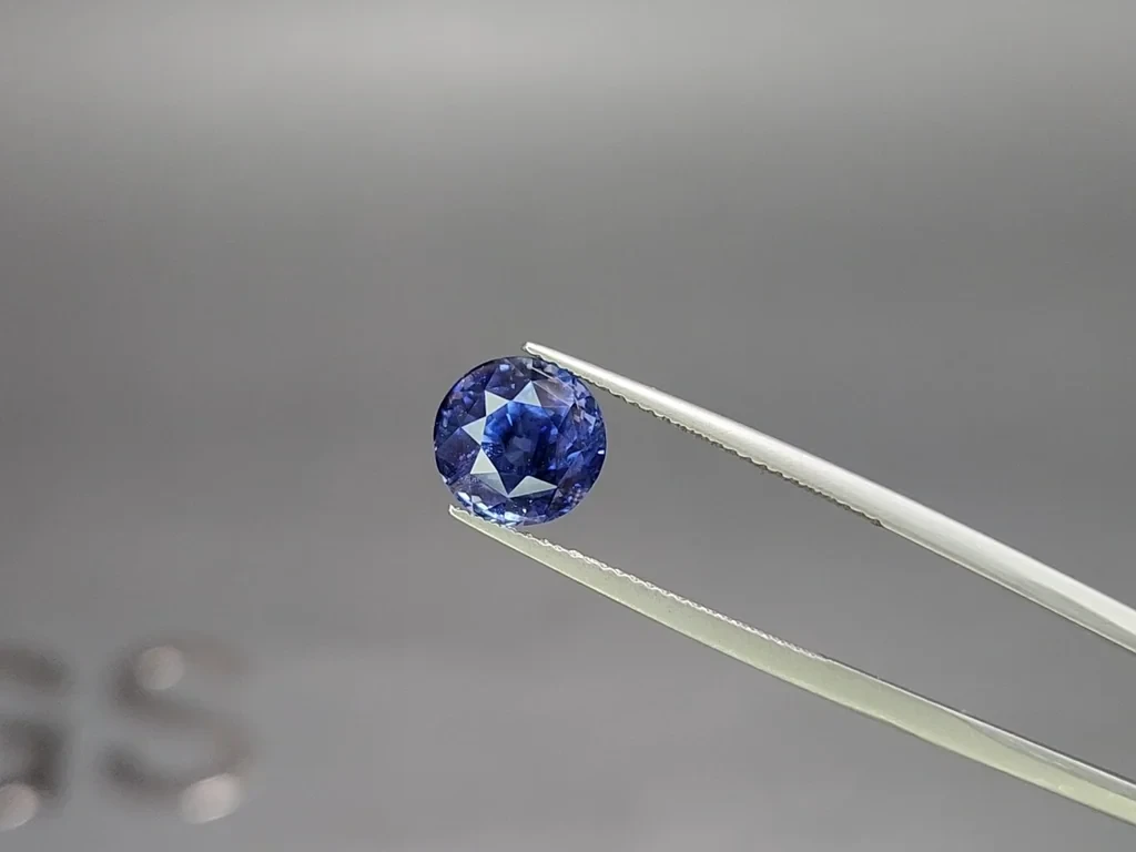 Saphir non chauffé Cornflower Blue taille ronde 5,05 carats, Sri Lanka Image №3