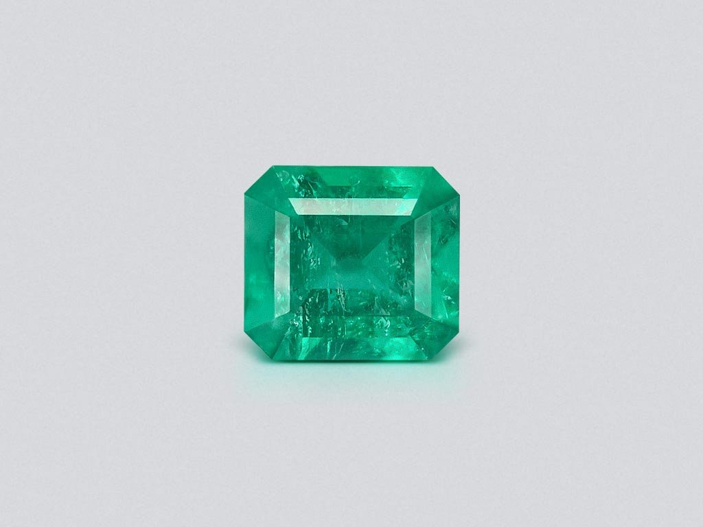 Intense Colombian emerald 1.56 ct, Vivid Green Image №1