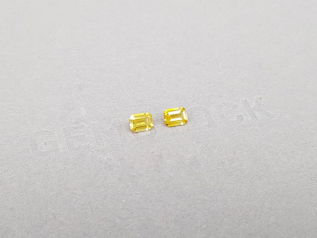Pair of intense lemon yellow sapphires 0.79 ct, Sri Lanka Image №2