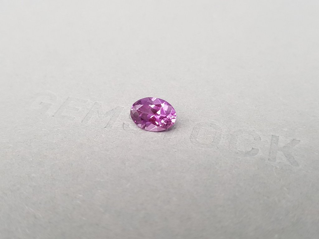 Unheated oval cut pinkish-violet sapphire 1.54 ct from Madagascar Image №3