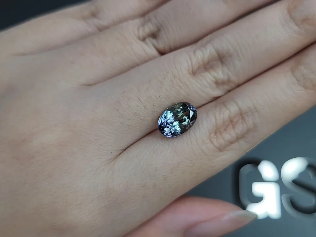 Tanzanita de corte ovalado sin calentar de 3,15 quilates, Tanzania Image №2