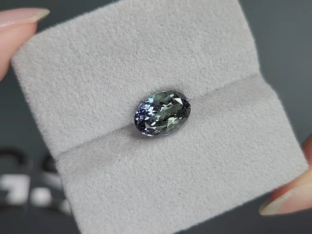 Tanzanita de corte ovalado sin calentar de 3,15 quilates, Tanzania Image №4