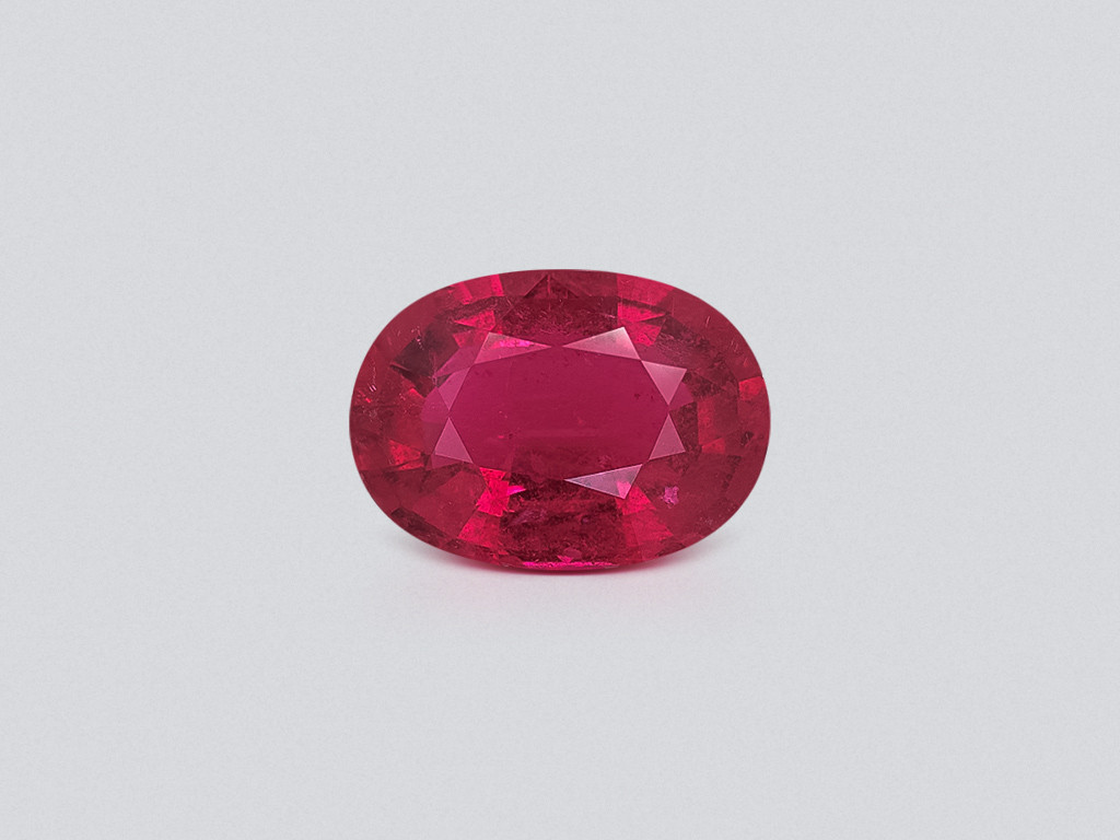 Tourmaline rubellite taille ovale de 8,14 carats, Africa Image №1