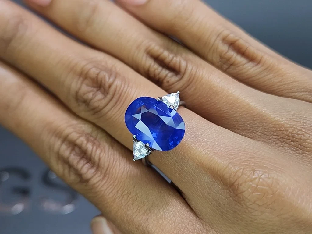 Saphir Cornflower Blue im ovalen schliff 10,08 karat, Sri Lanka Image №5