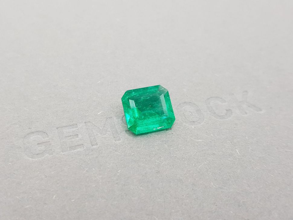 Vibrant Colombian Octagon Emerald 2.61 ct Image №2