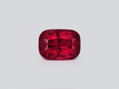 Unbeheizter rubin im kissenschliff 2,07 karats, Tansania photo