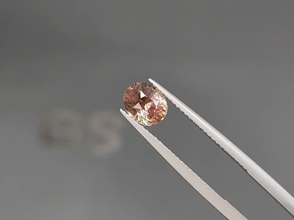 Orange sapphire oval cut 1.72 carats, Sri Lanka Image №3
