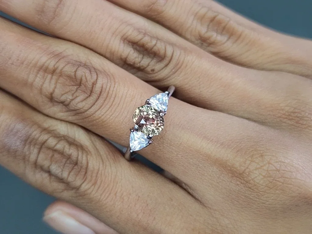 Orange sapphire oval cut 1.72 carats, Sri Lanka Image №5