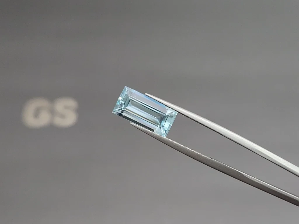 Aquamarin im baguetteschliff 3,64 karats, Madagaskar  Image №3