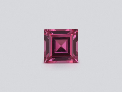 Garnet rhodolite princess cut 1.45 carats, Madagascar photo