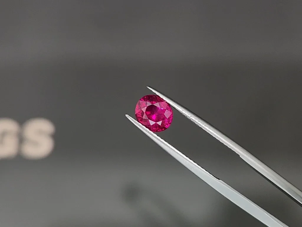 Unheated ruby oval cut 2.01 carats, Mozambique Image №3