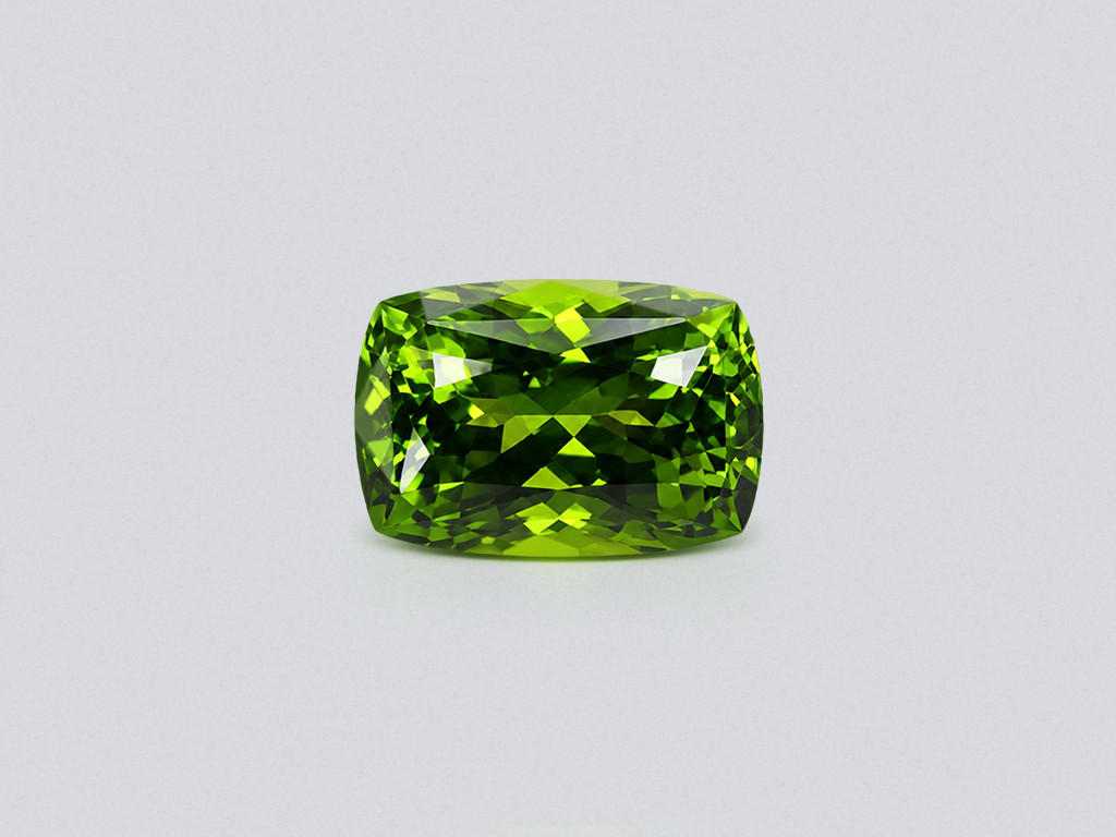 Large apple-green peridot in cushion cut  25.46 carats, Burma Image №1