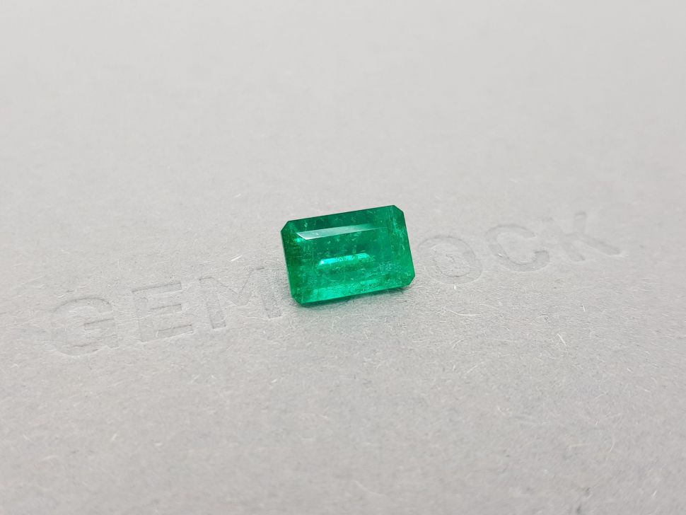 Octagon emerald 2.63 ct, Colombia Image №2
