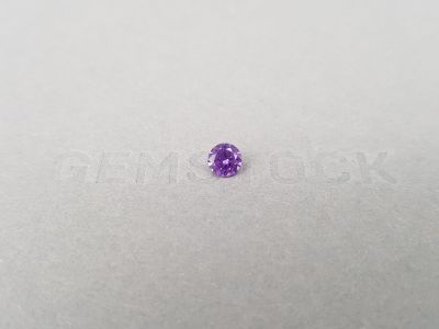Untreated round violet sapphire 0.60 ct from Madagascar photo