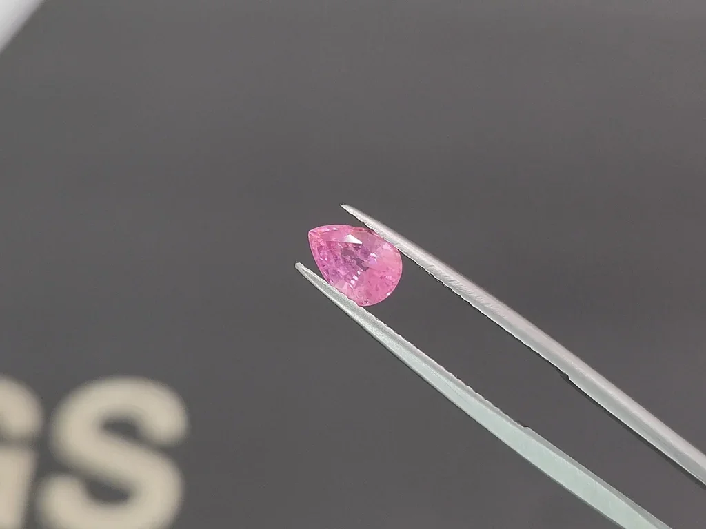 Spinell Mahenge Baby Pink im birnenschliff 1,63 carats, Tansania Image №3