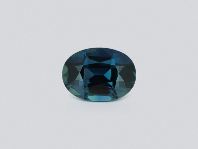 Unbeheizter blaugrüner saphir im ovalschliff 2,23 carats, Sri Lanka photo