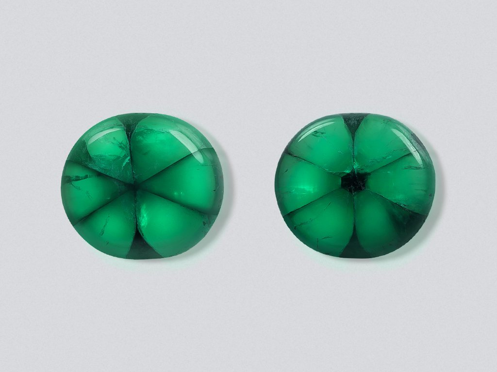 Pair of emeralds trapiche Vivid Green cabochon cut 17.43 carats, Colombia Image №1