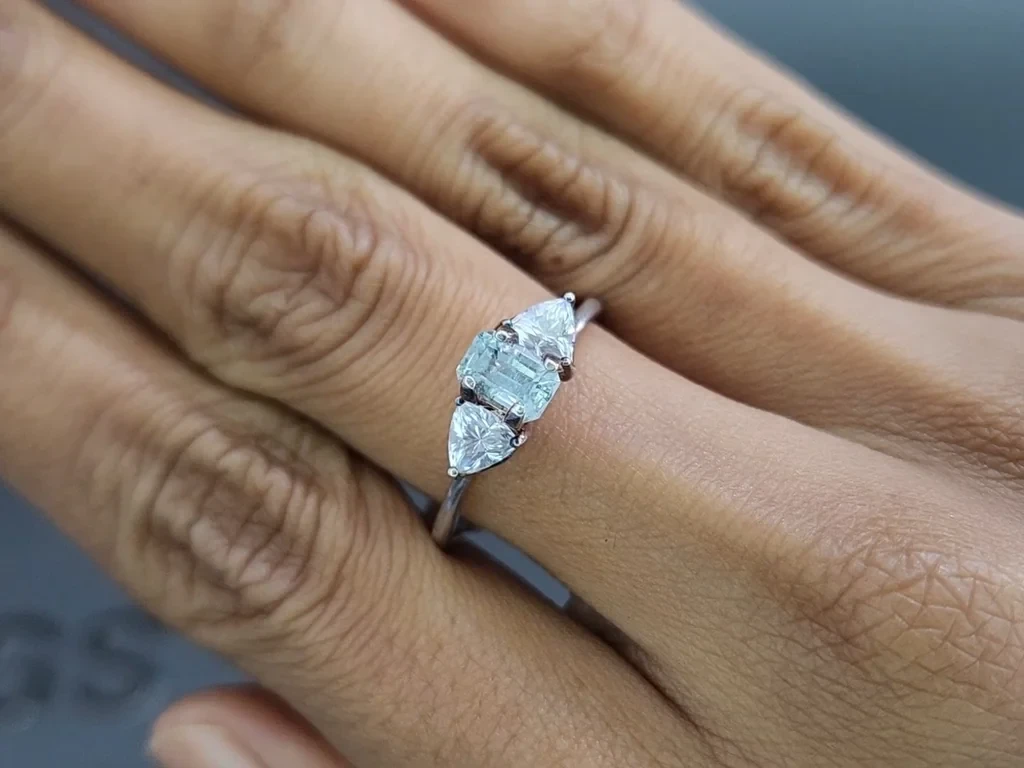 Aquamarin achteckig geschliffener 0,57 karat, Madagaskar  Image №5