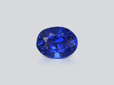 Sapphire Royal Blue oval cut 1.22 carats, Sri Lanka photo