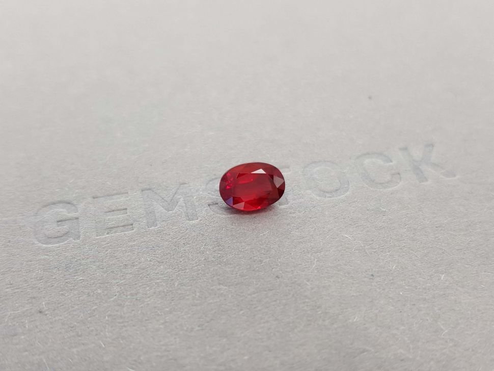 Pigeon's blood unheated oval ruby 1.45 ct, Mozambique Image №2