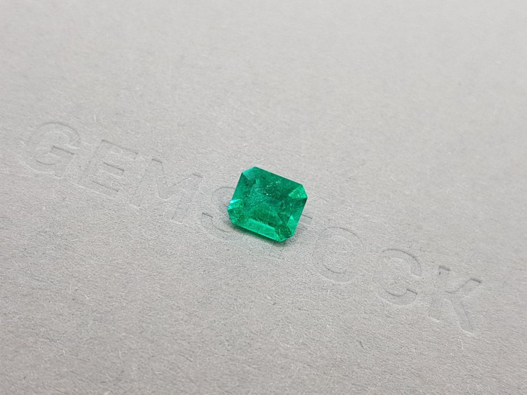 Itense Colombian emerald octagon cut 1.18 ct Image №3