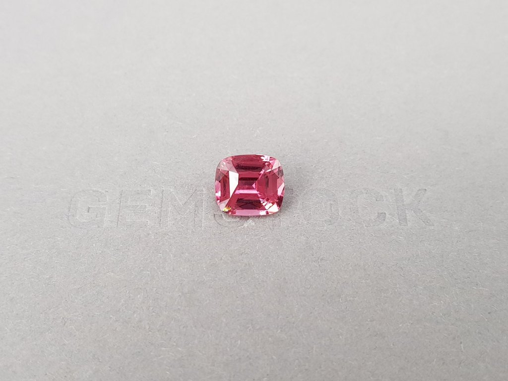 Intense pink cushion cut rubellite 2.86 carats, Nigeria Image №1