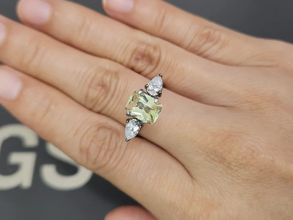 Chrysobéryl taille coussin 2,03 carats, Sri Lanka Image №5