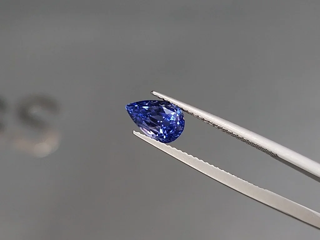 Zafiro azul aciano talla pera de 2,07 carats, Sri Lanka Image №3